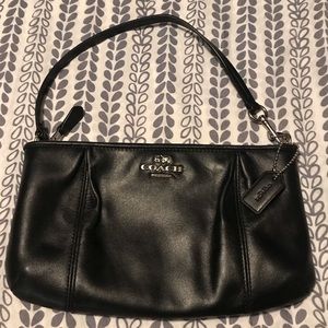 Coach Leather Wristlet | Black |
